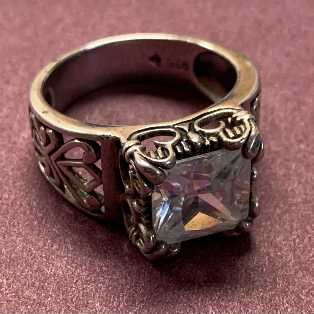 Silpada brand uptown ring CZ/sterling silver sz 10